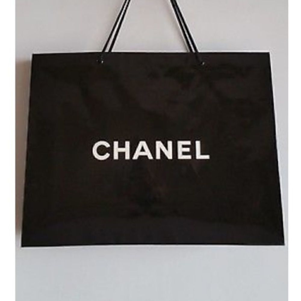 Auth CHANEL Large Black Paper Gift Shopping Bag